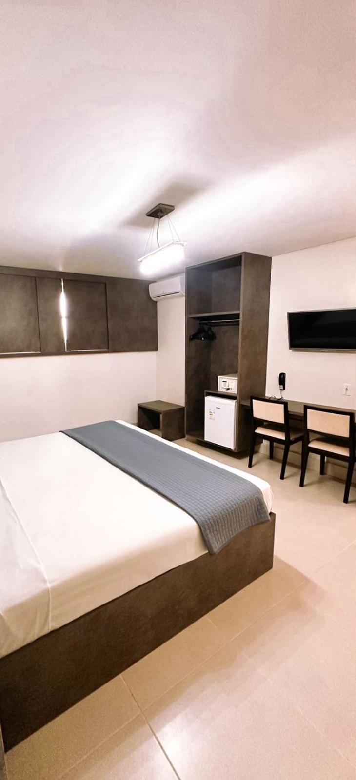 Hotel Rancho Verde Barreiras  Extérieur photo